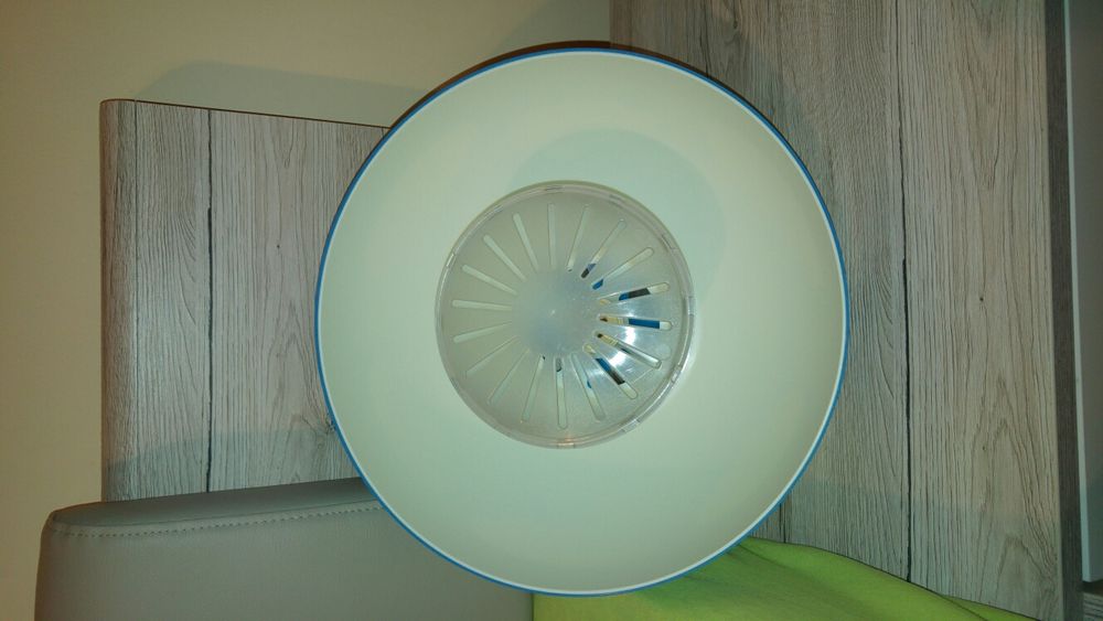 Lampa wisząca w chmurki Skojig firmy Ikea.