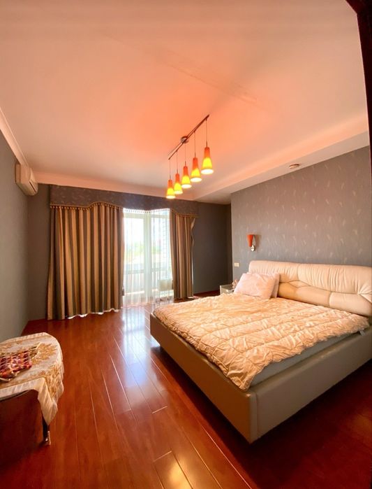 Простора та затишна квартира на вул.Млинова