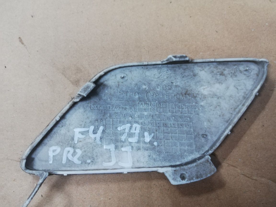 Zaślepka zderzaka haka holowniczego przód przednia Ford Focus mk4 IV
