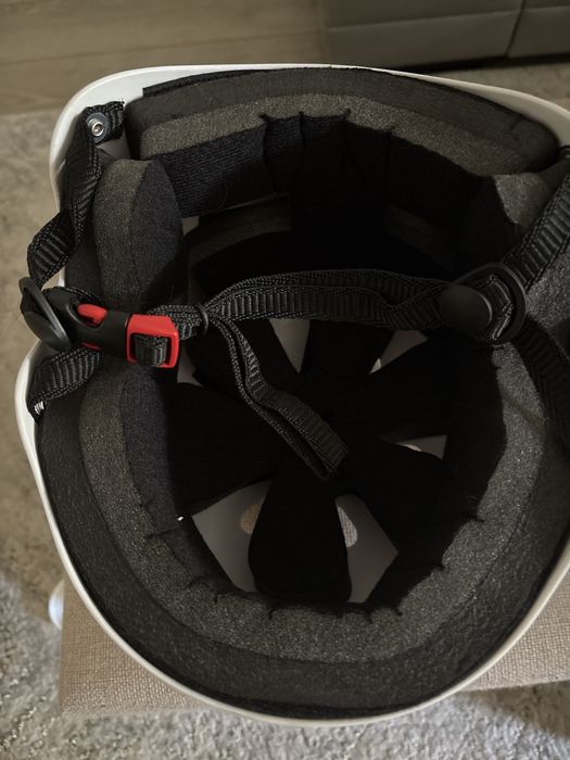 Kask do jazdy na rowerze, rolkach, deskorolce, hulajnodze