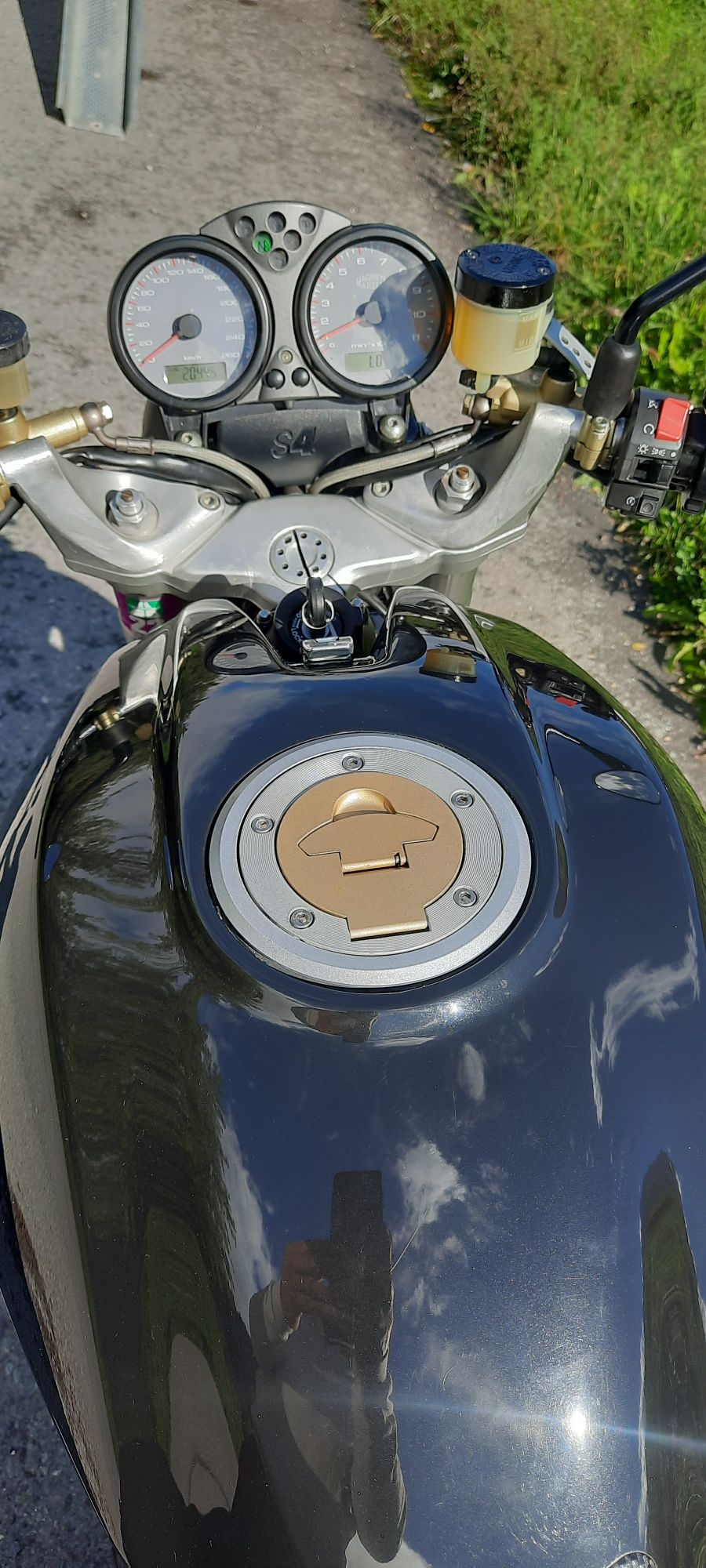 Ducati  monster S4