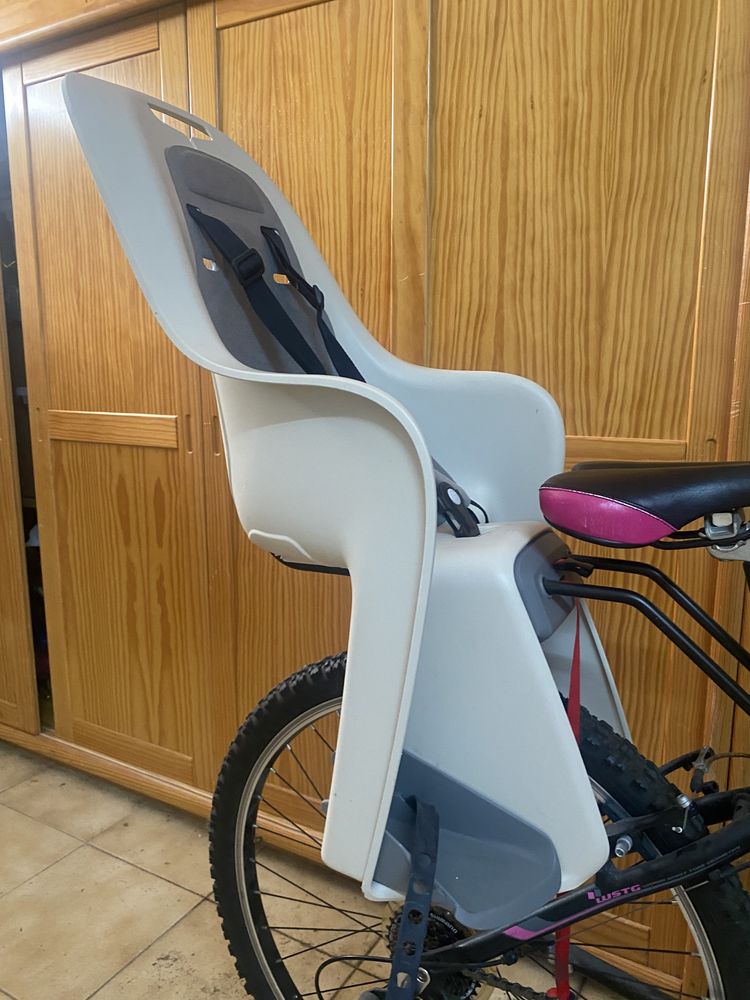 Cadeira para bicicleta da Decathlon