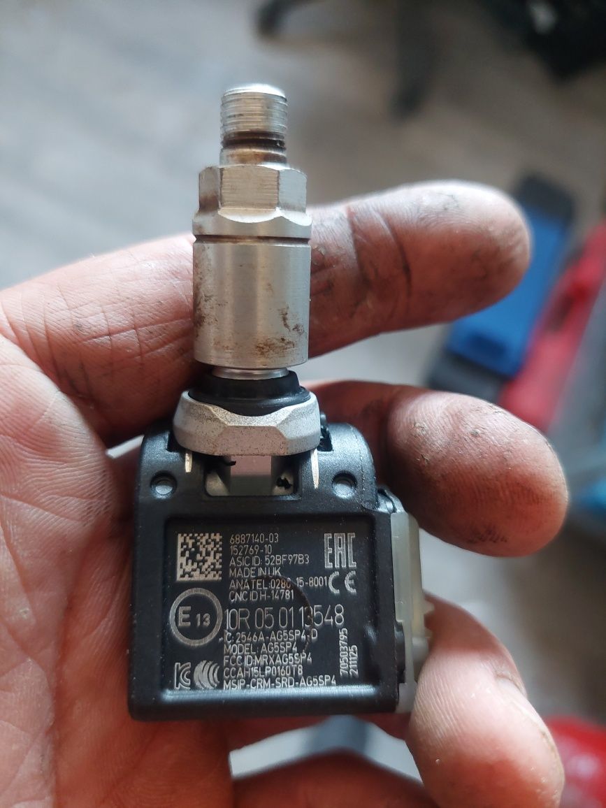 czujnik cisnienia powietrza TPMS bmw g05 g06 g07 g20 g30