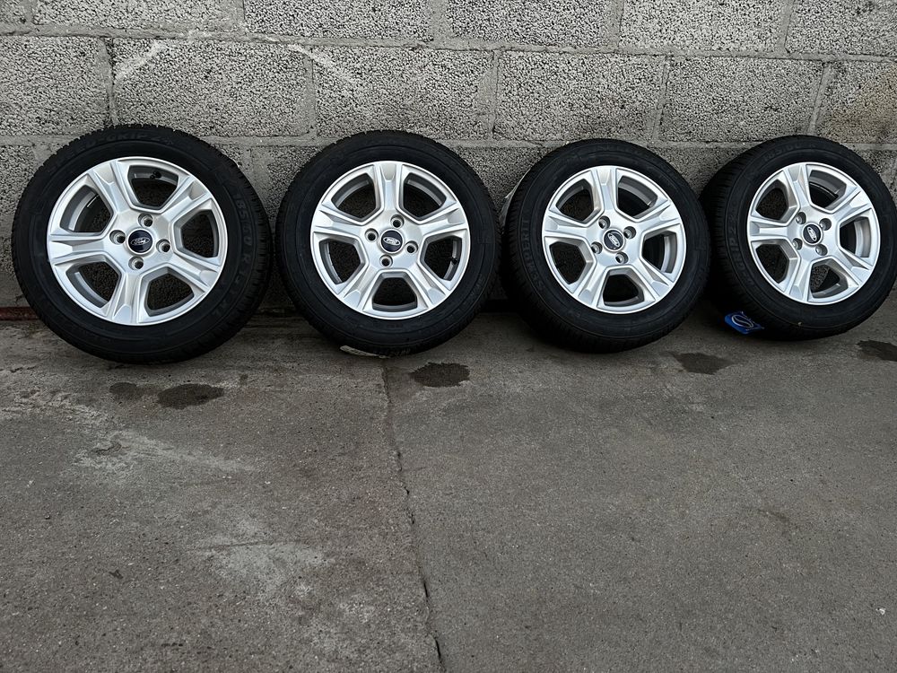 Nowe Oryginalne Alufelgi R15 4x108 Ford Fiesta Opony Zimowe 185/60/15