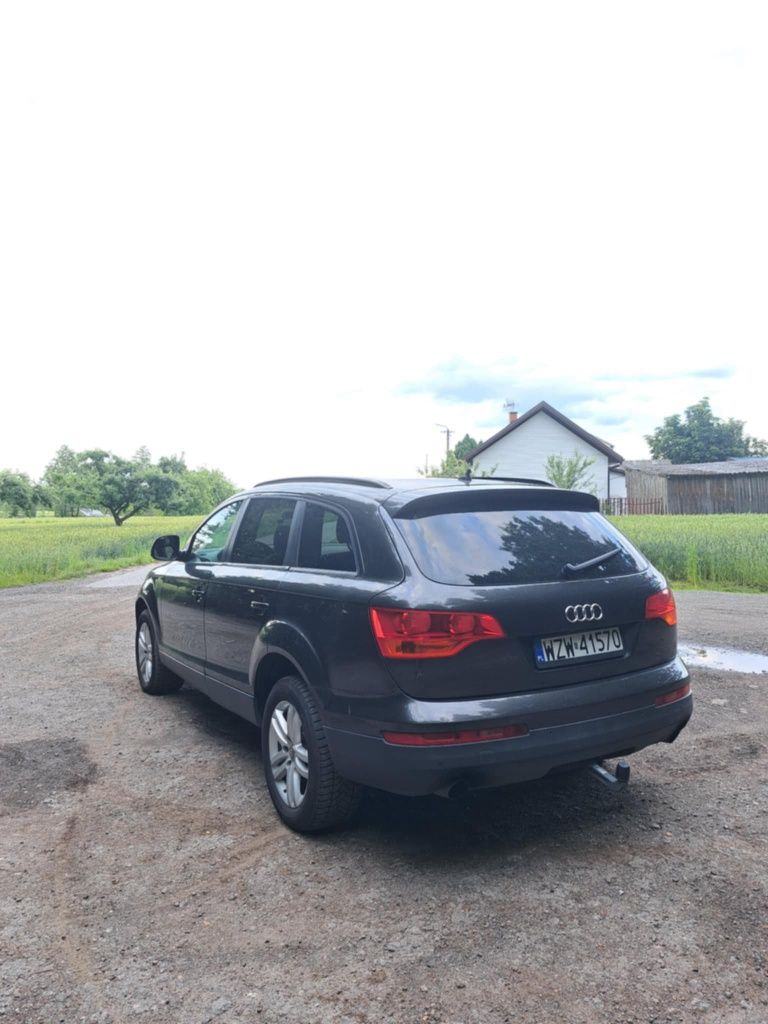 Sprzedam Audi Q7