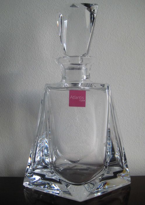 Frasco de Whisky marca Cristal Atlantis sem uso