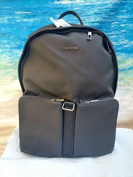 Gino Rossi,duży plecak.