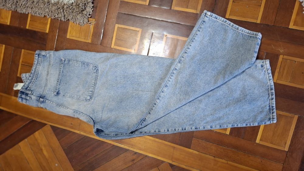 Продам джинси House