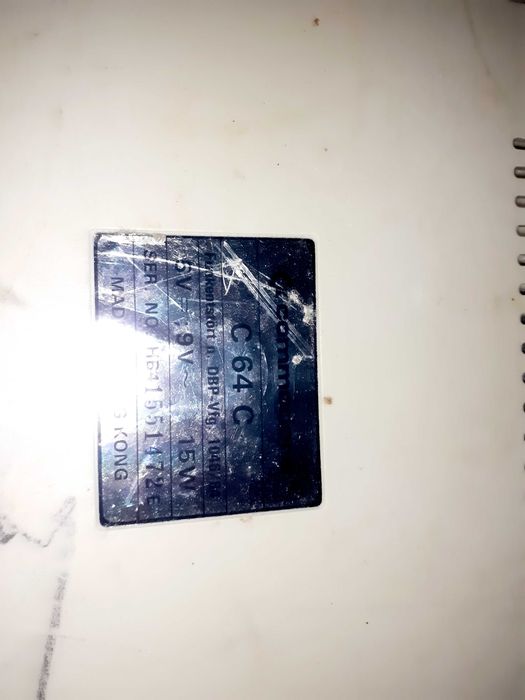 Commodore 64, kompletne z grami