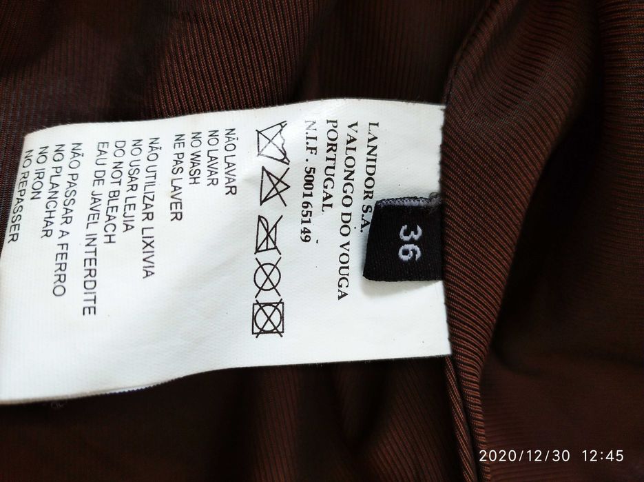 Saia de pele genuína