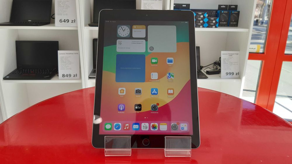 Tablet Apple iPad 9,7" Gen6 128GB WiFi LTE Klasa A FV23 Raty0%