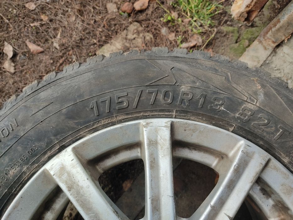 Шини з дисками 13 4/98