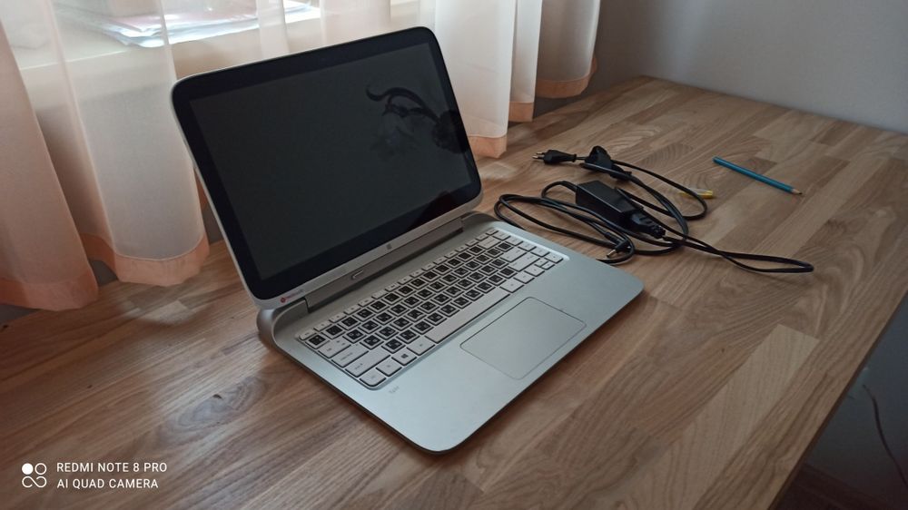 Сенсорний Ноутбук HP SPLIT