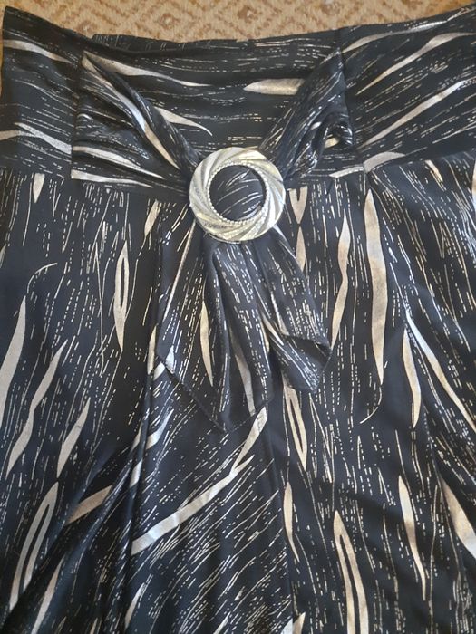 Продам юбку 52 размера