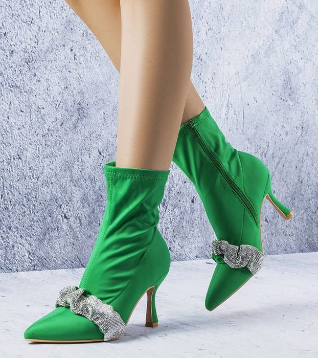 Zielone botki zdobione cyrkoniami Caisse