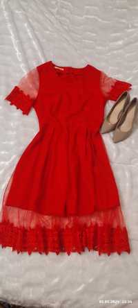 Святкова сукня, червона сукня,вечірня сукня з мереживом