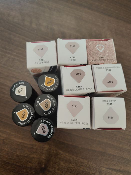 7 zł za sztuke. Nowe lakiery hybrydowe Semilac