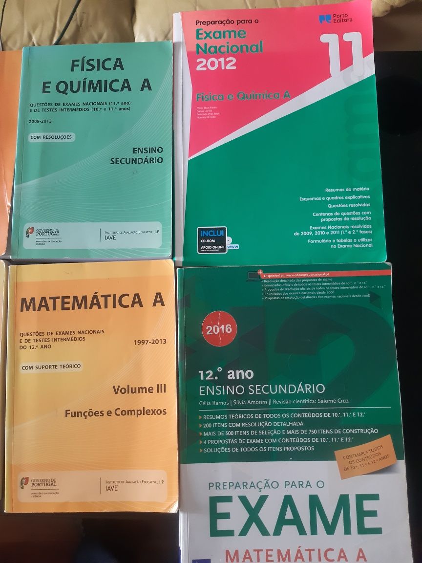 Livros escolares Matemática-Física/Química 11 ano/12 ano