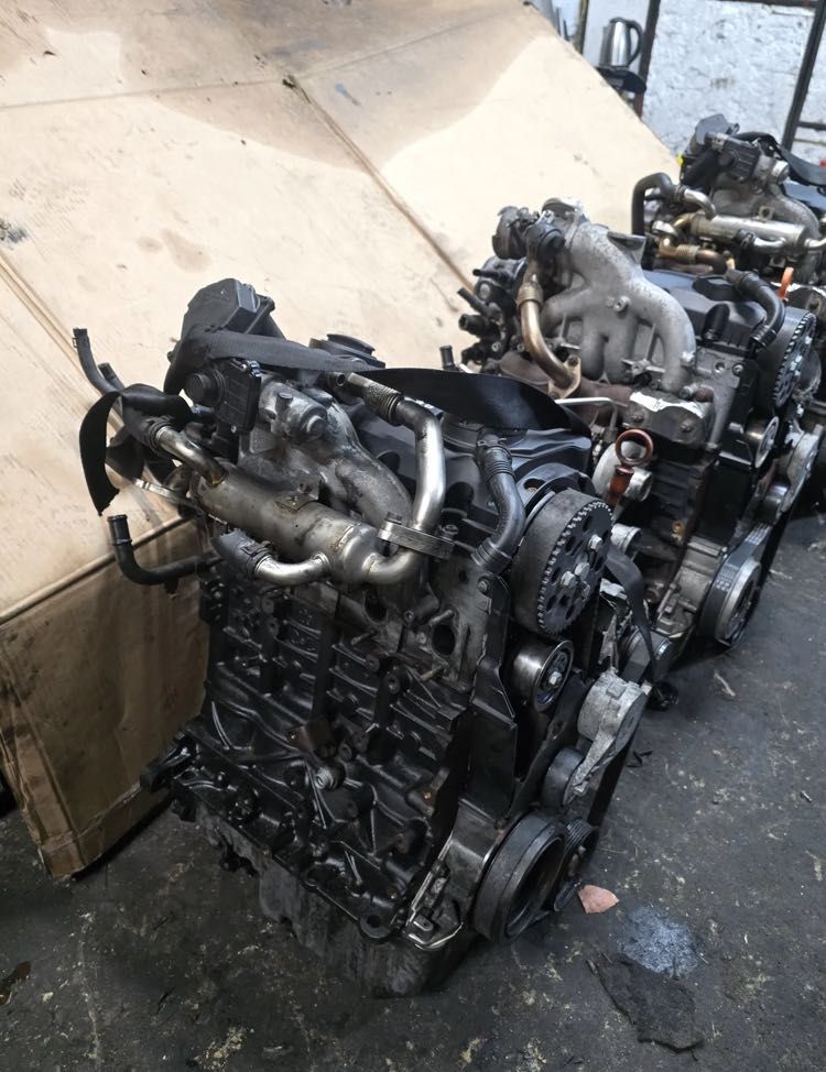 Silnik + wtryski Transporter T5 1.9 TDI AXB AXC BRS  105KM