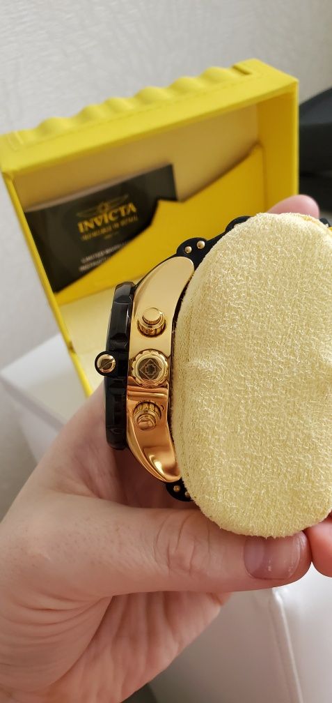 Продам часы Invicta Pro Diver Master of the Oceans model no.23705