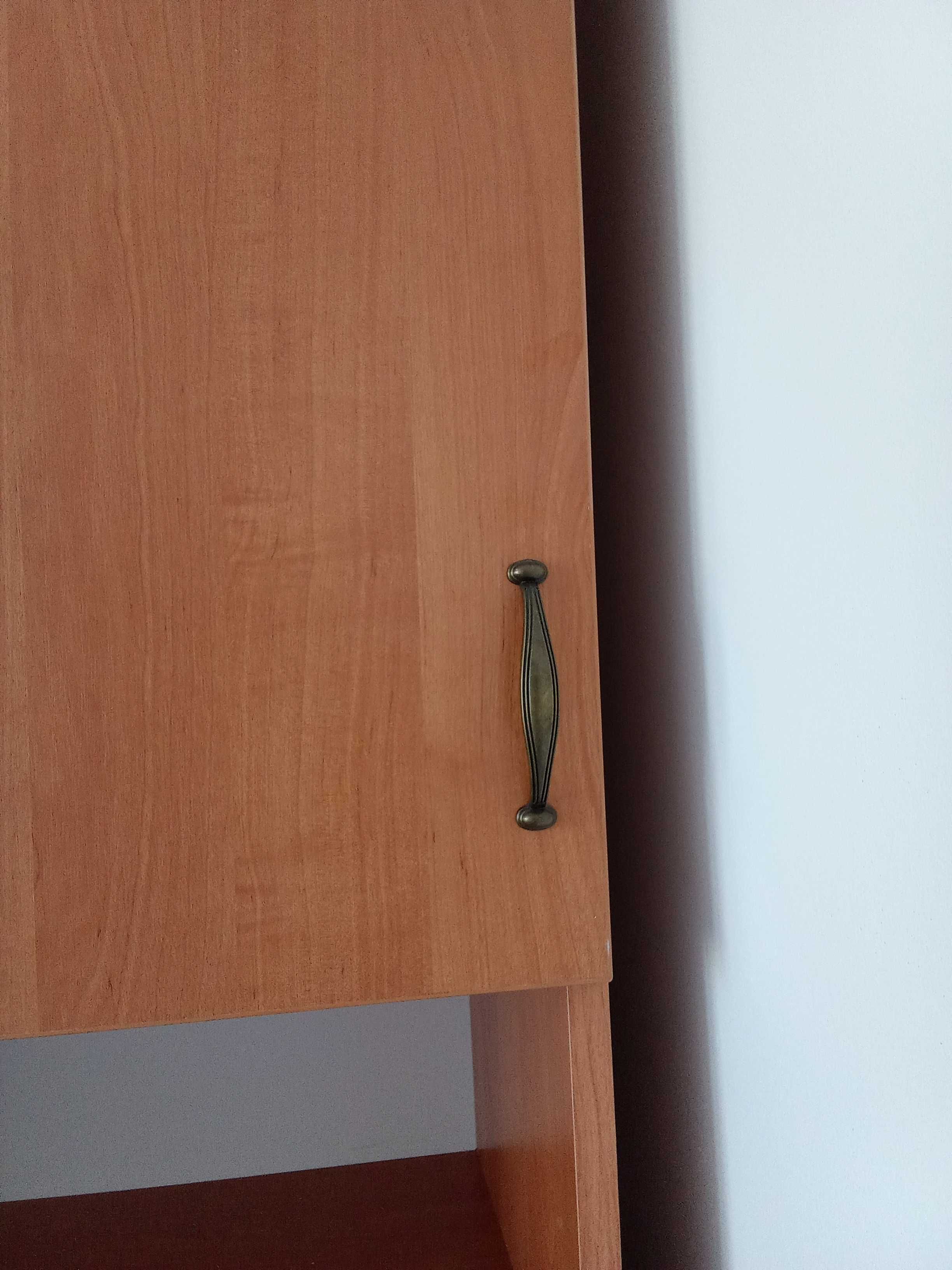 Szafa wąska słupek komin