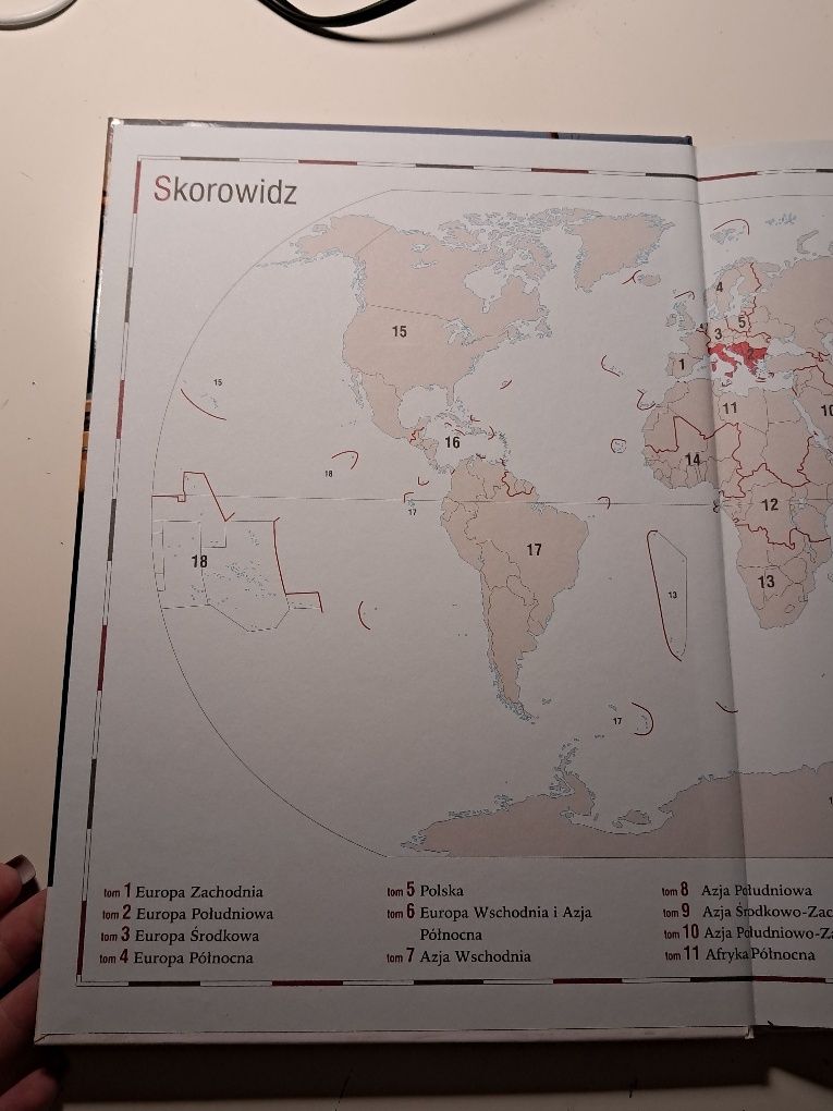 Wielki Encyklopedyczny Atlas Świata – Tom 1: Europa Zachodnia z serii