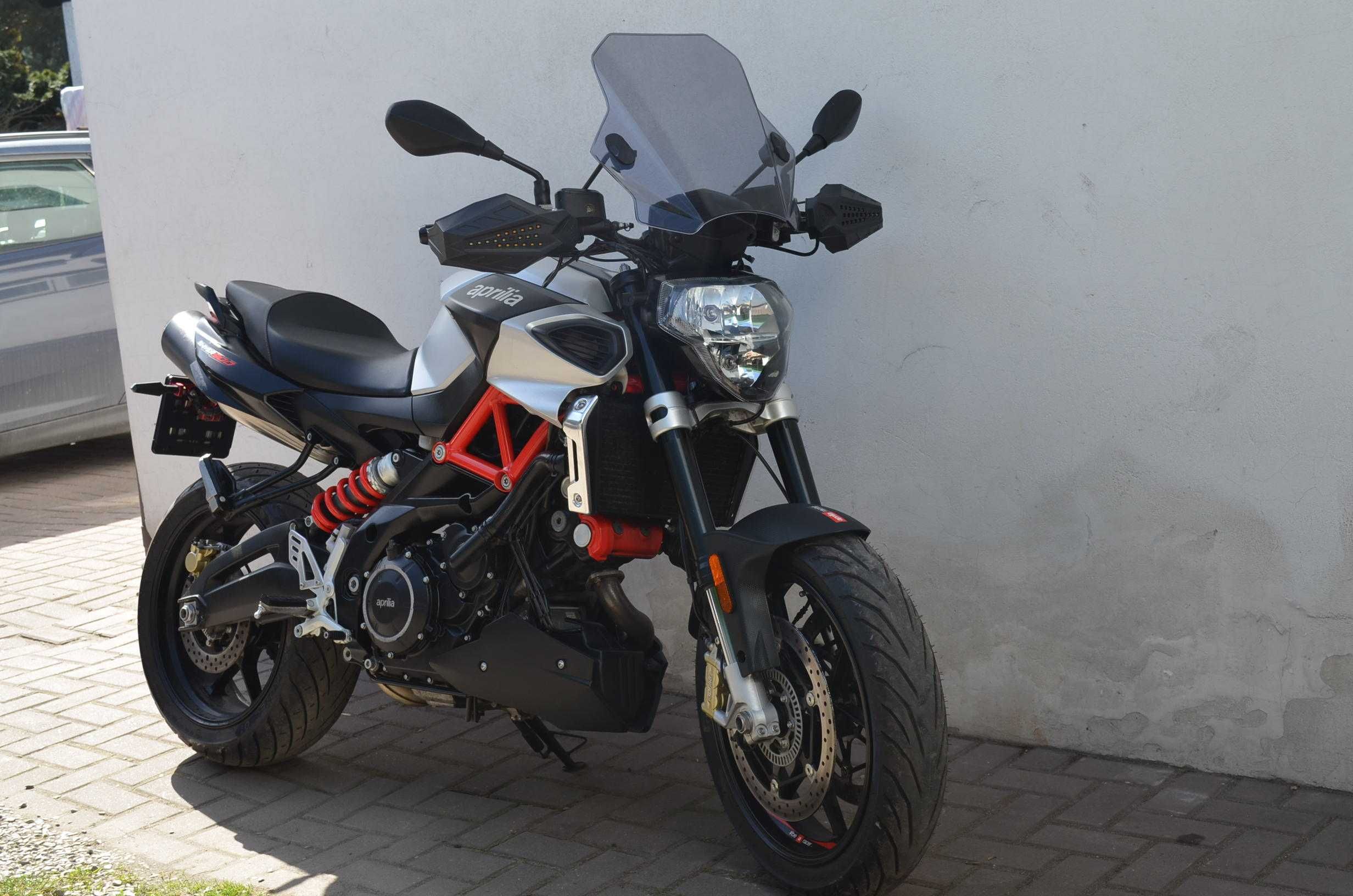 Aprilia Shiver 900