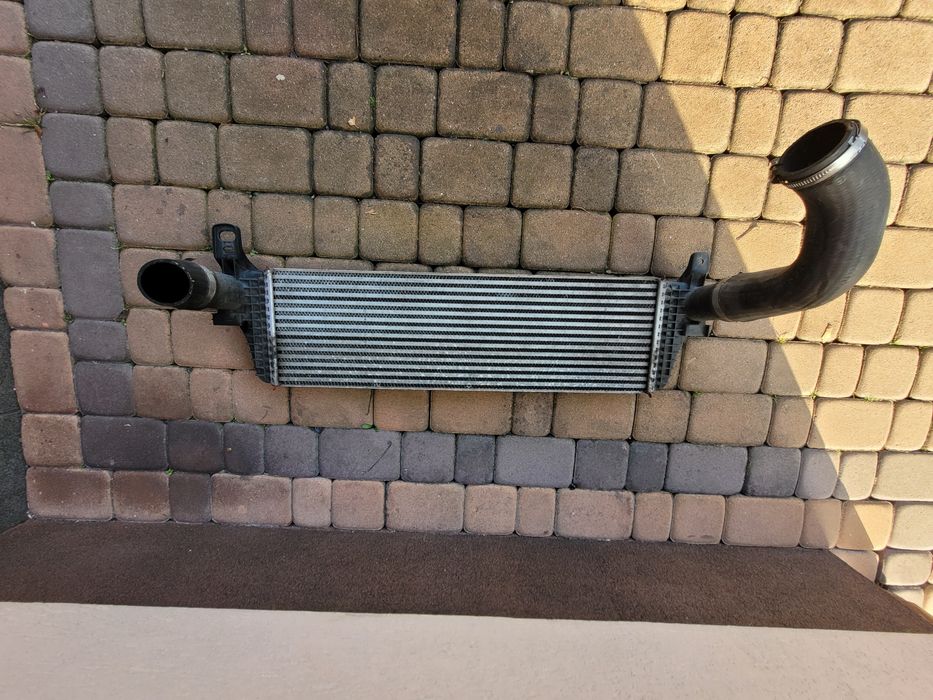 Intercooler volkswagen  T5 2010r