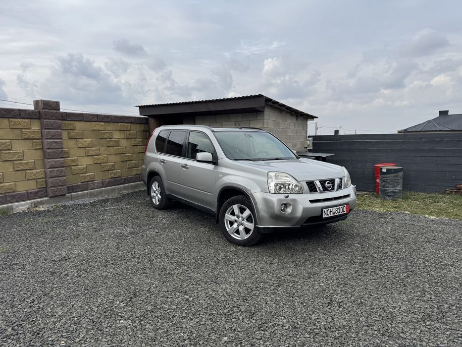 Nissan Xtrail t31 2009 2.0 дизель автомат 4х4