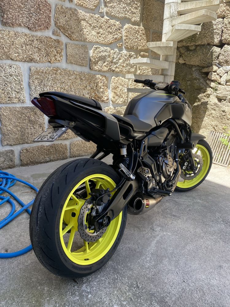 Yamaha MT-07 35KW(Deslimitada)