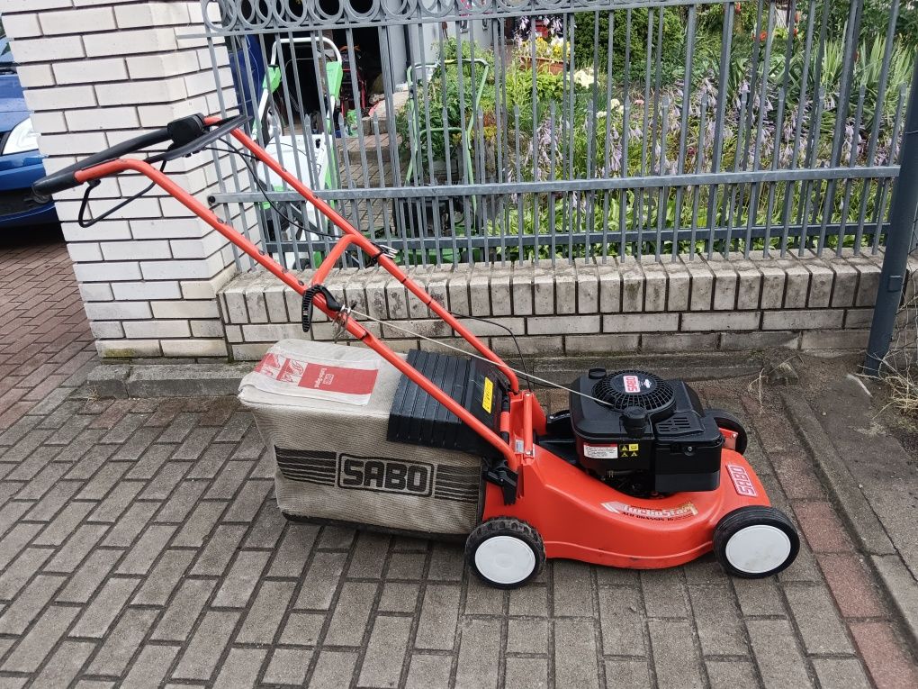 Kosiarka spalinowa Sabo 43cm 5KM Briggs napęd kosz aluminiowa