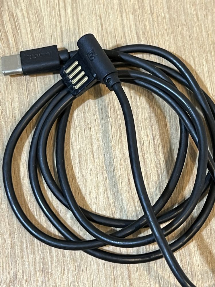 Kabel do transmisji danych FWA04-V8 Typ C