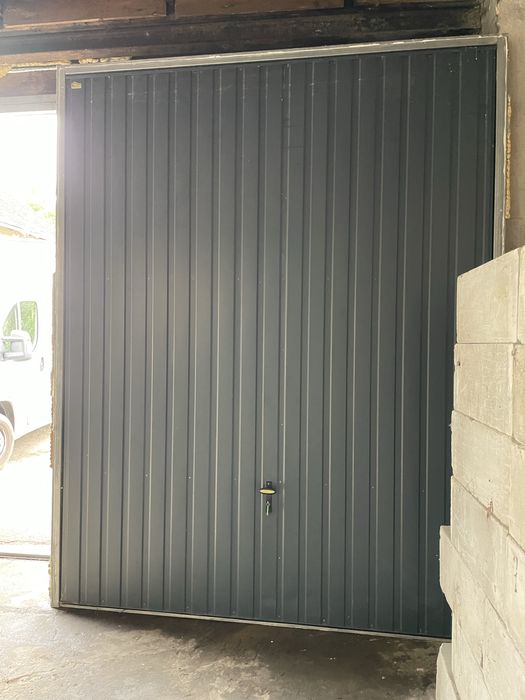 Brama garażowa uchylna