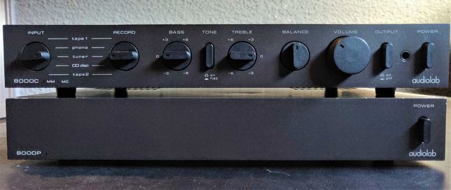 Pré-amplificador e amplificador (Audiolab 8000C e 8000P)