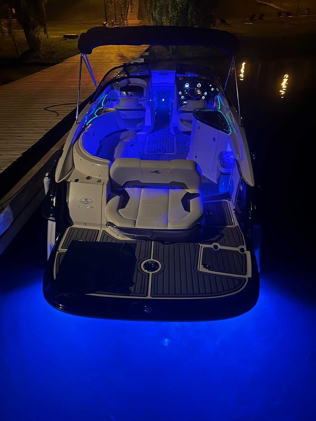 Jacht  łódz motorowa Monterey 264 FS 2014 r 350 MAG MPI