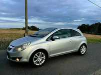 Opel Corsa Opel Corsa COSMO Bogata wersja Klimatronic Grzane fotele i kierownica