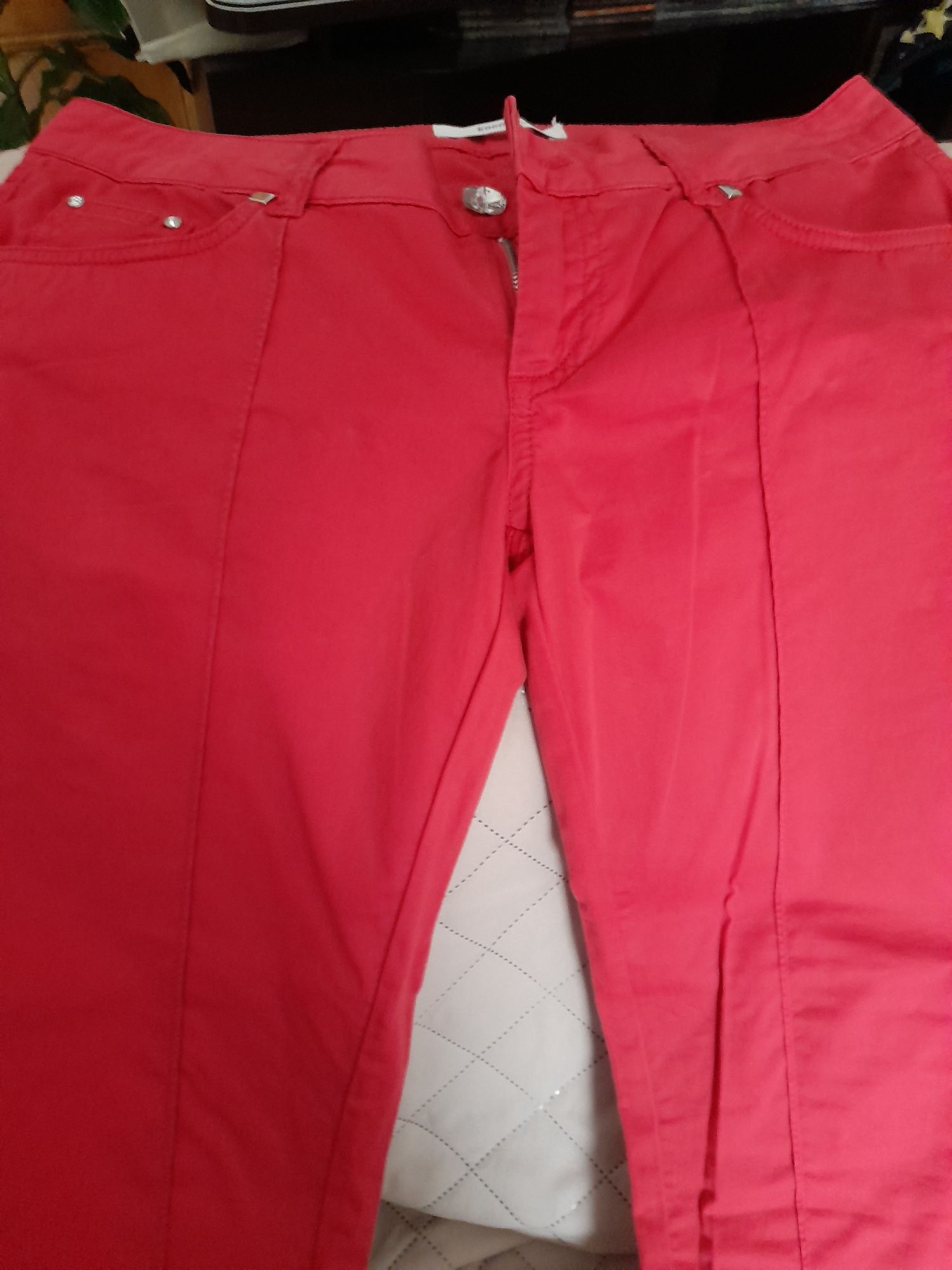 Calça de sarja de senhora marca  kocca