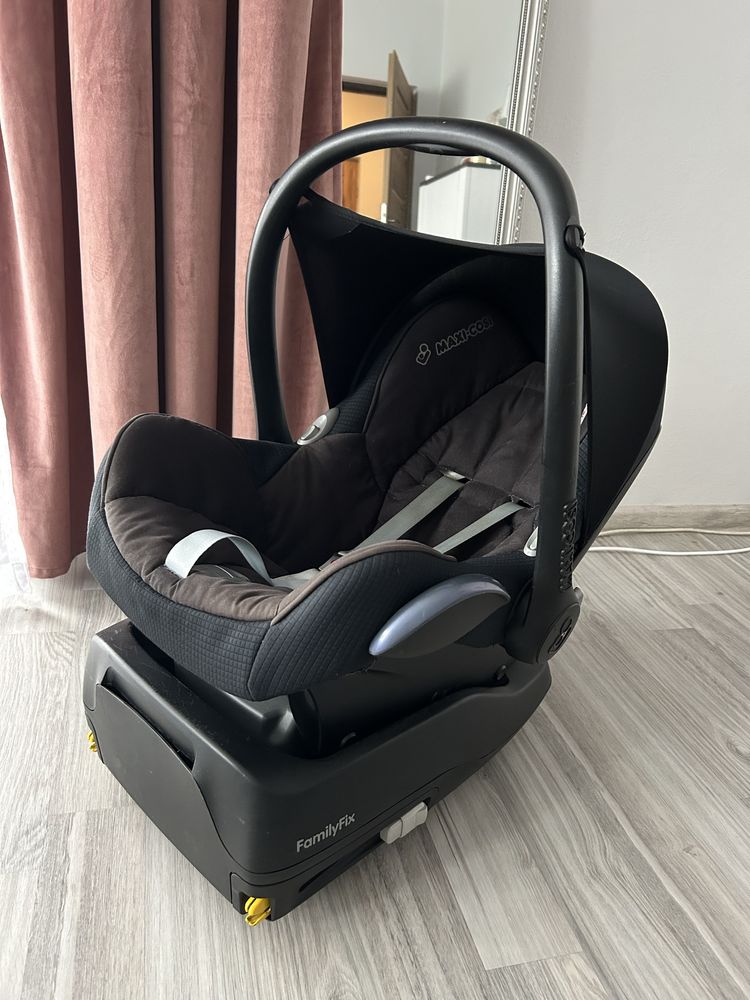 Maxi Cosi fotelik z bazą isofix