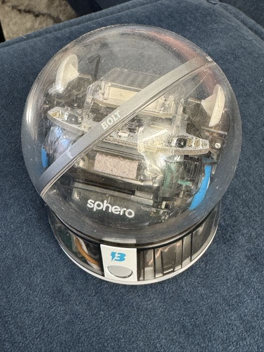 Sphero bolt. Robot programowalny