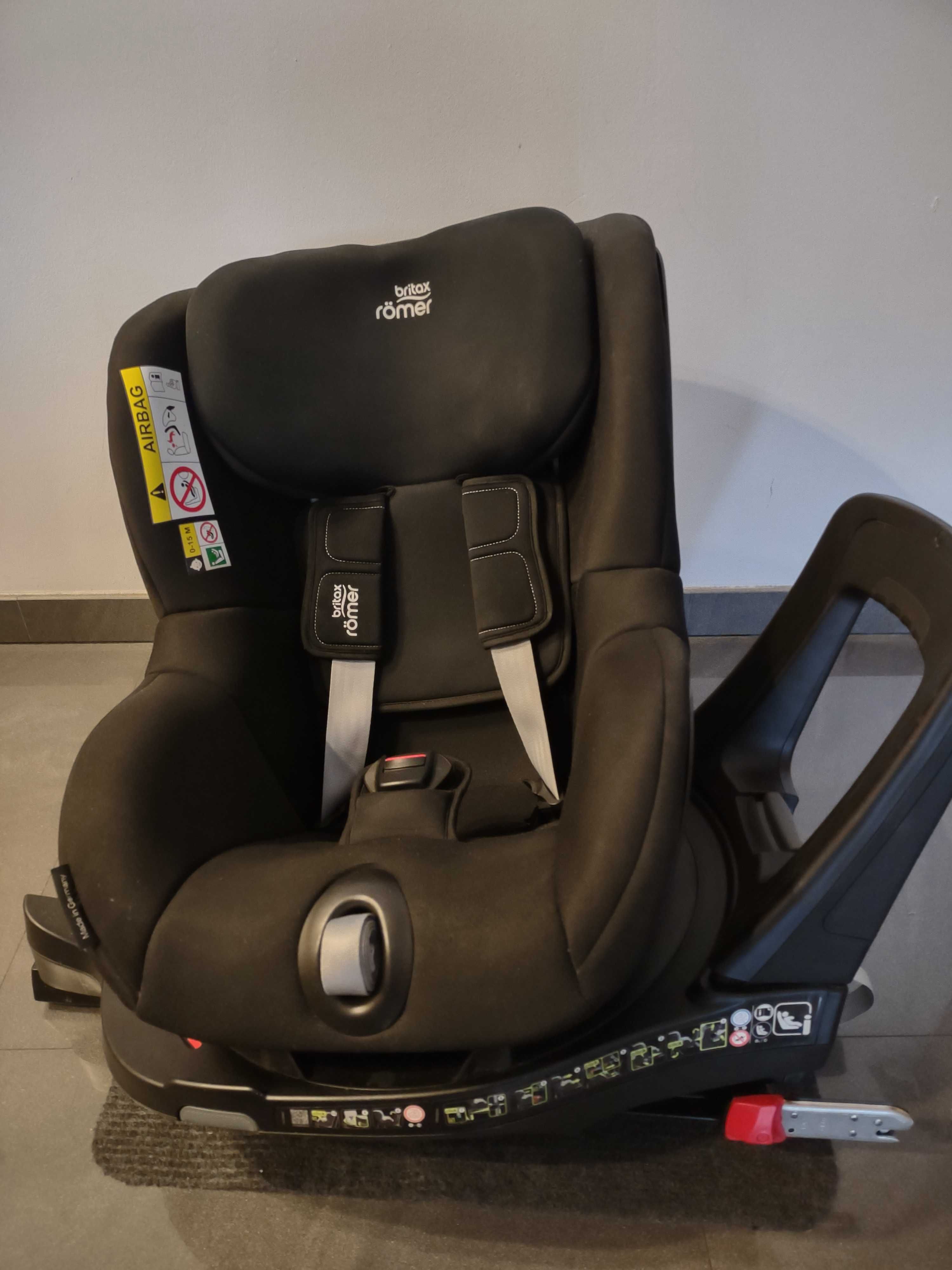 Obrotowy Fotelik z bazą Britax Romer DUALFIX M I-Size