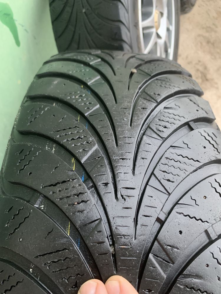 Goodyear 225/60R17