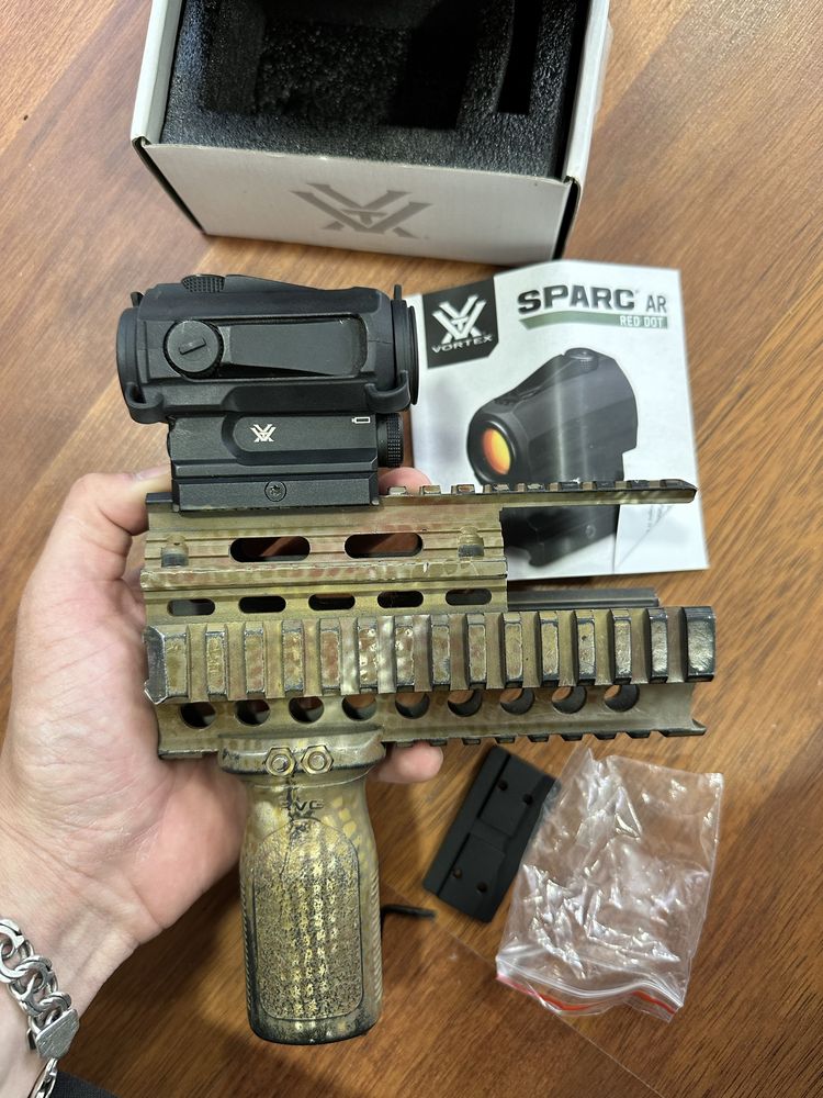 Приціл коліматорний Vortex Sparc AR Red Dot