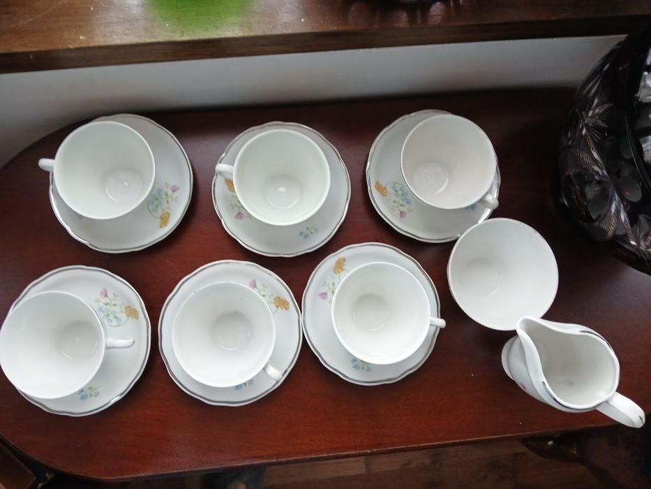 Ćmielów PRL duże filiżanki serwis do herbaty kawy