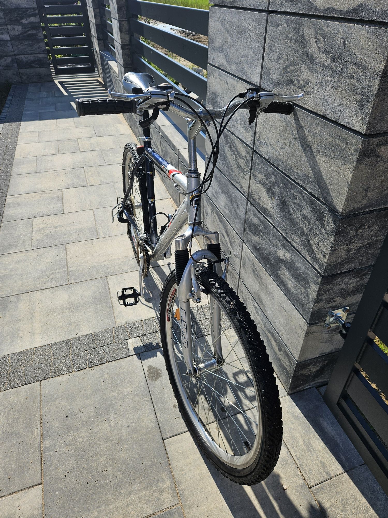 Rower górski MTB 26" Maxim Kronos Shimano