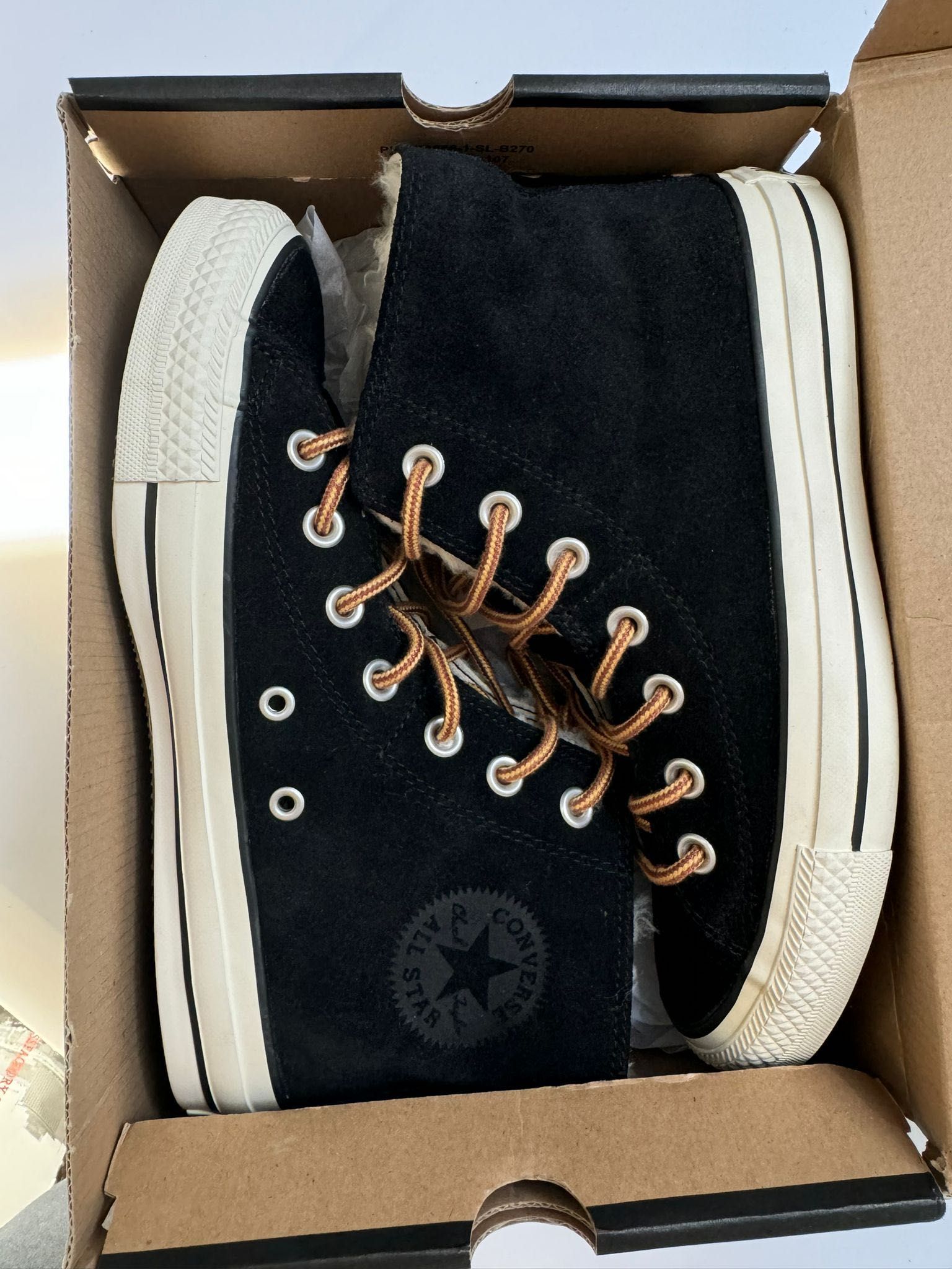 Nowe sneakersy damskie ocieplane CONVERSE czarne 37,5