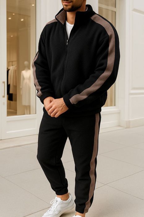 Чоловічий теплий костюм