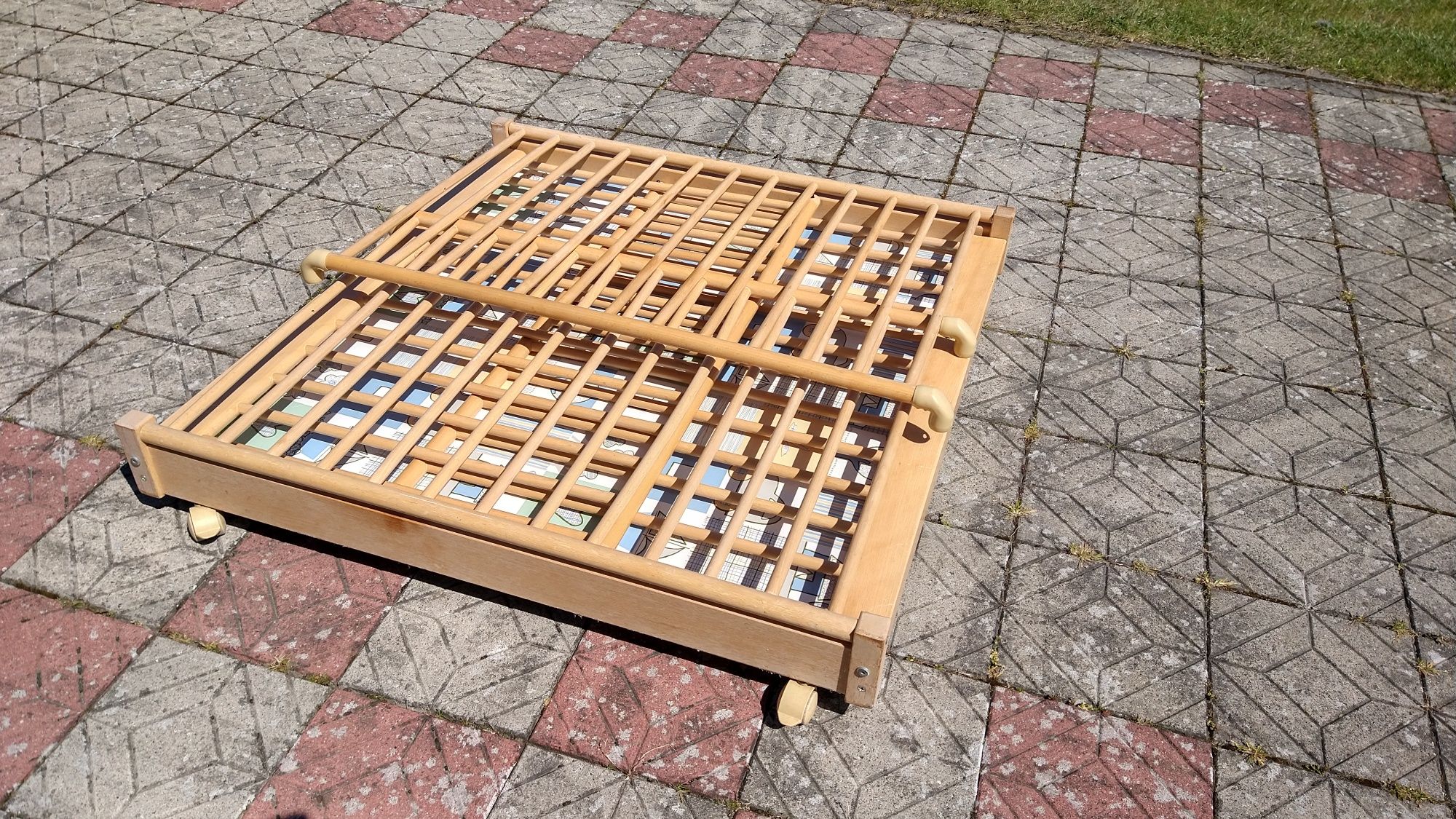 Kojec dla dziecka 1m x 1m drewniany