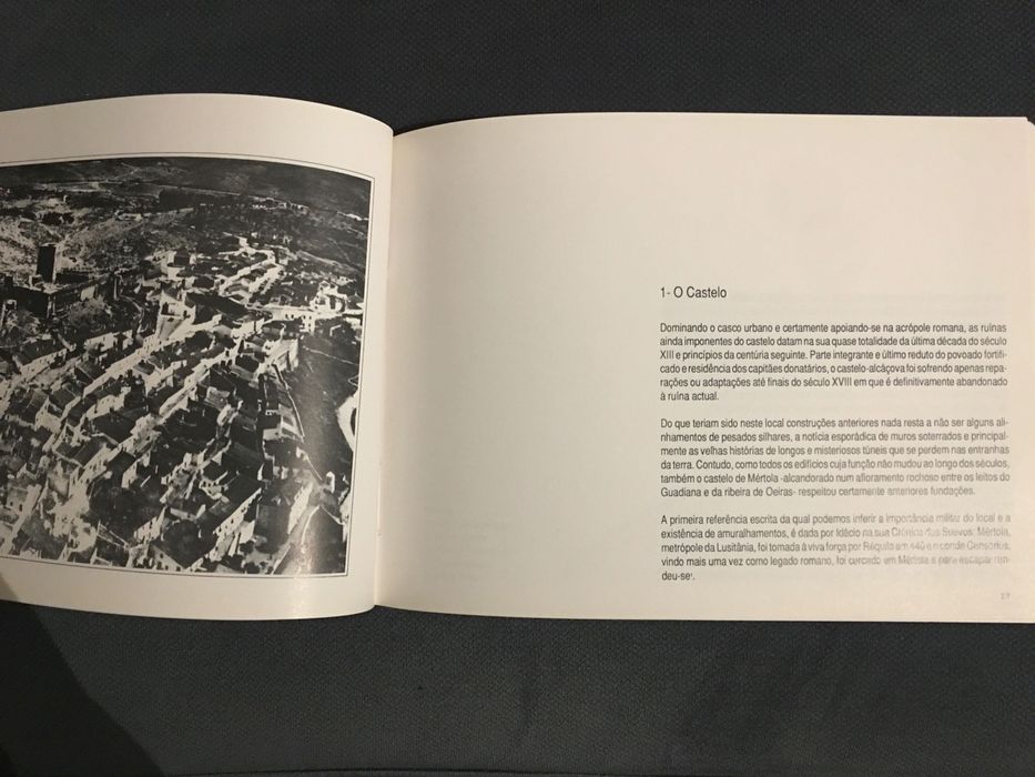 O Recinto Amuralhado de Évora / Museu de Mértola