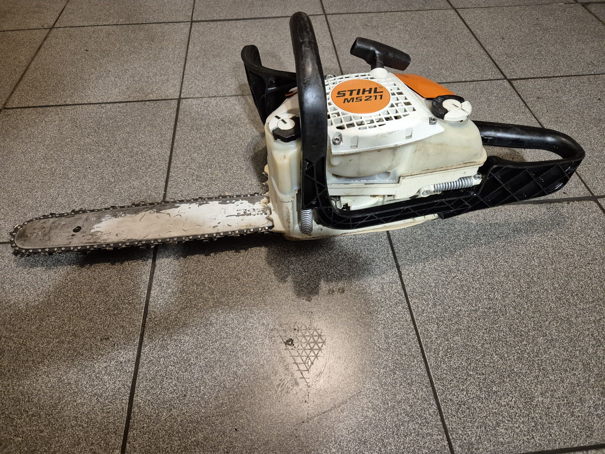 Piła Stihl MS 211 moc 2,3KM