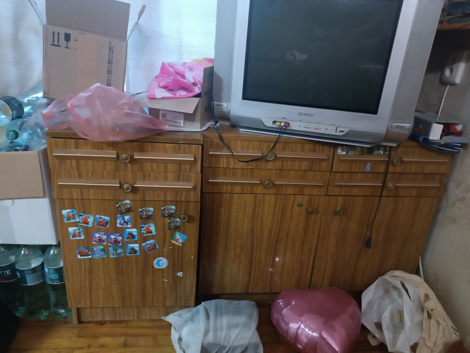 Безкоштовно віддам диван